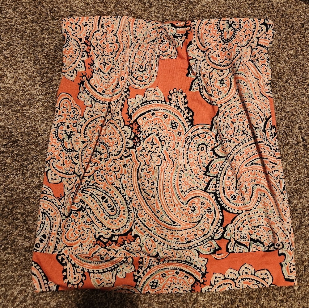 The limited strapless top